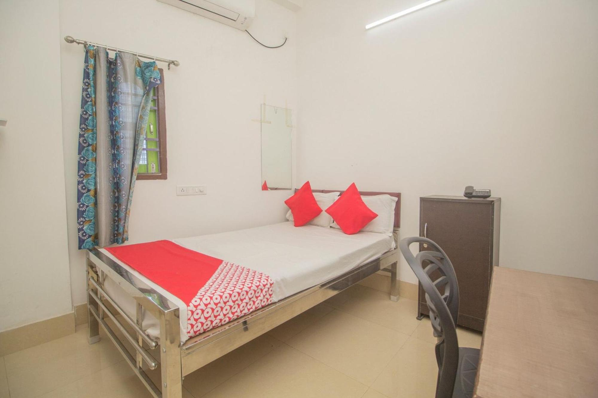 Super Hotel O Kshounish Residency Māldah Kültér fotó