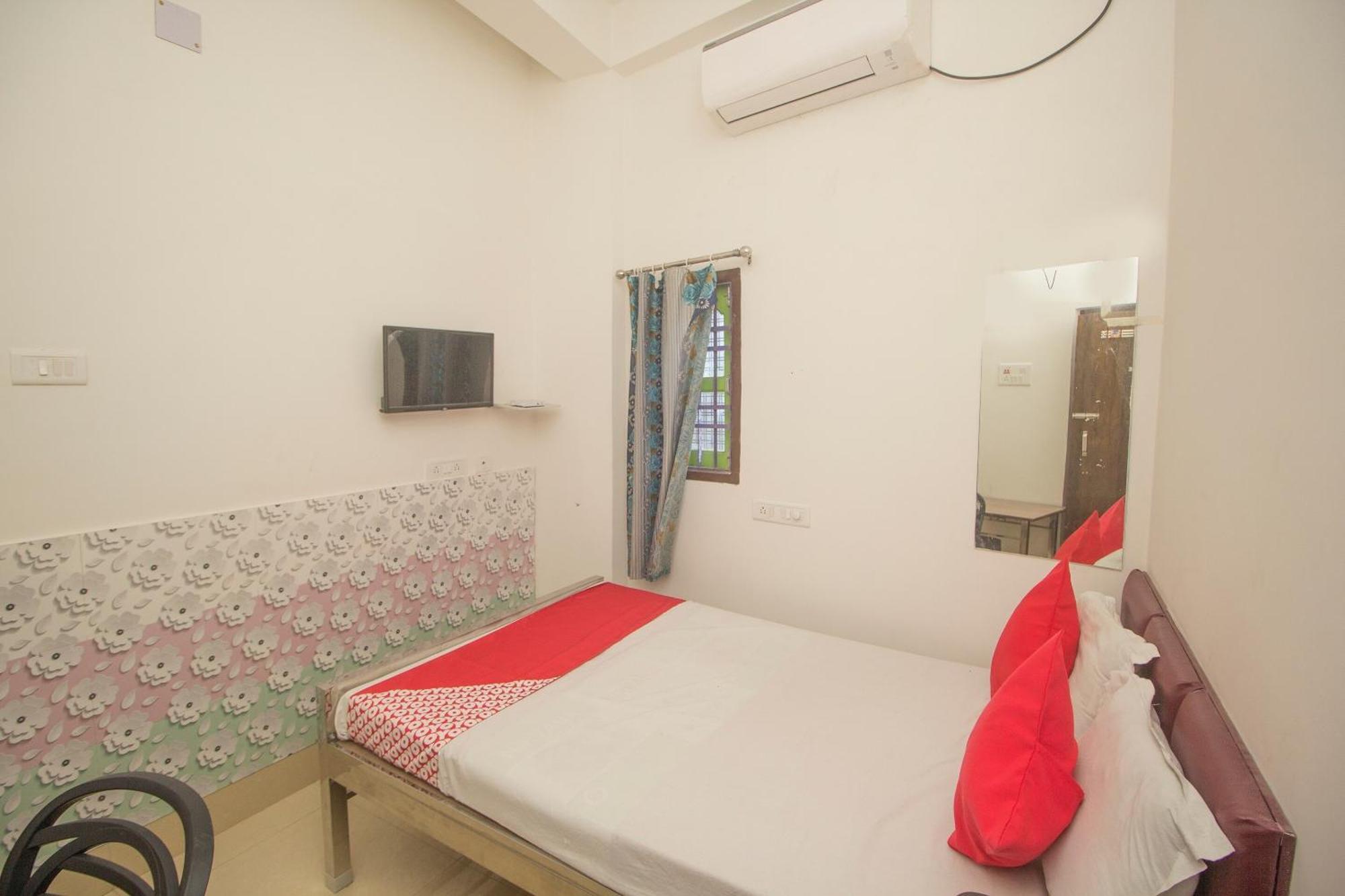 Super Hotel O Kshounish Residency Māldah Kültér fotó